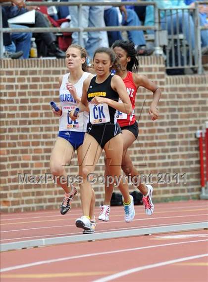 Thumbnail 1 in 117th Penn Relays (Girls 4x800m Large School Event 105) photogallery.