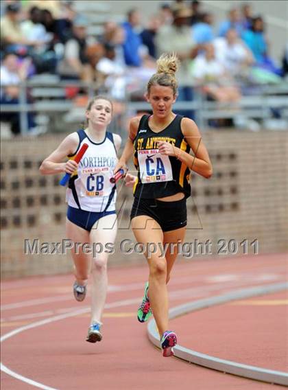 Thumbnail 1 in 117th Penn Relays (Girls 4x800m Large School Event 105) photogallery.