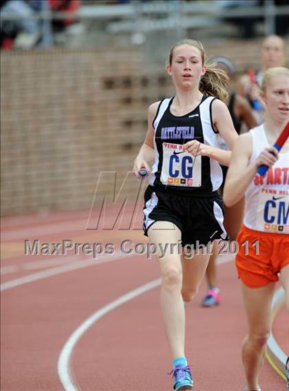 Thumbnail 2 in 117th Penn Relays (Girls 4x800m Large School Event 105) photogallery.