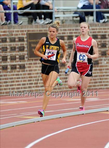 Thumbnail 2 in 117th Penn Relays (Girls 4x800m Large School Event 105) photogallery.