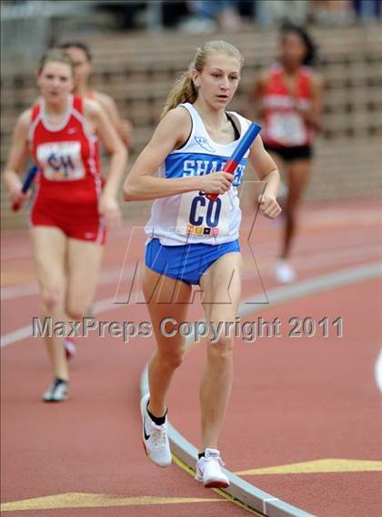 Thumbnail 3 in 117th Penn Relays (Girls 4x800m Large School Event 105) photogallery.