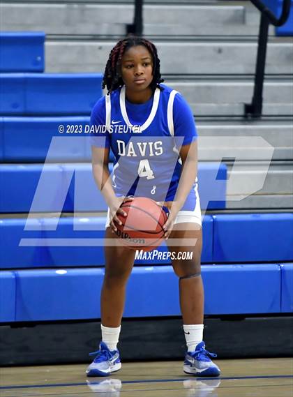 Thumbnail 3 in Davis vs. Nevada Union (50th Dorothy Speck Memorial) photogallery.
