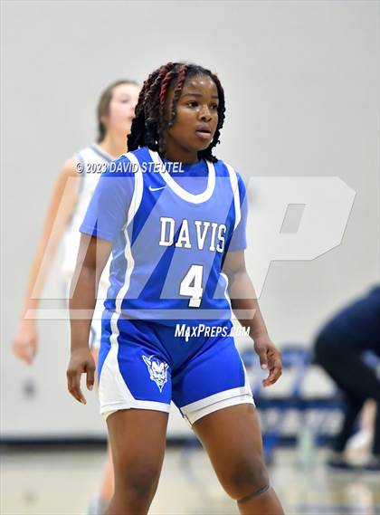 Thumbnail 3 in Davis vs. Nevada Union (50th Dorothy Speck Memorial) photogallery.