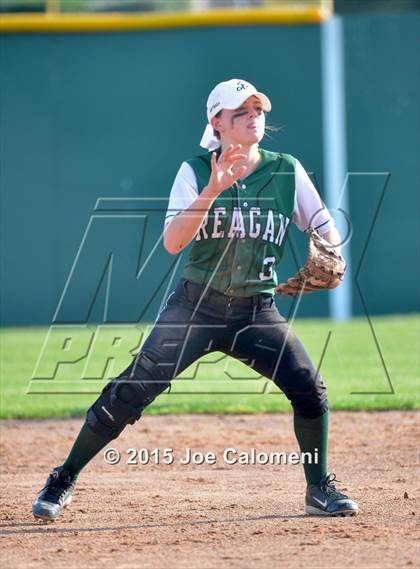 Thumbnail 1 in Reagan [Ronald] vs. Madison photogallery.