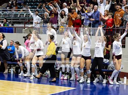 Thumbnail 3 in Montrose vs. Windsor (CHSAA 4A Semifinal) photogallery.