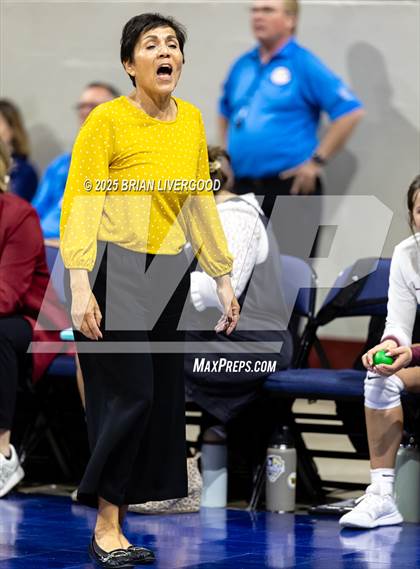 Thumbnail 1 in Montrose vs. Windsor (CHSAA 4A Semifinal) photogallery.