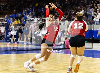 Thumbnail 1 in Montrose vs. Windsor (CHSAA 4A Semifinal) photogallery.