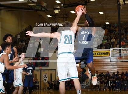 Thumbnail 3 in Sierra Canyon vs. Century (Les Schwab Invitational) photogallery.