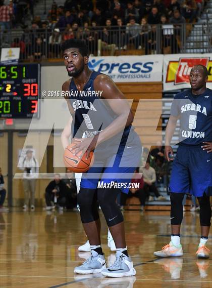 Thumbnail 2 in Sierra Canyon vs. Century (Les Schwab Invitational) photogallery.