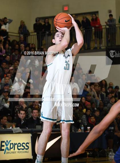 Thumbnail 2 in Sierra Canyon vs. Century (Les Schwab Invitational) photogallery.