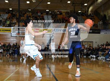 Thumbnail 3 in Sierra Canyon vs. Century (Les Schwab Invitational) photogallery.