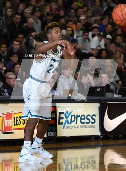Thumbnail 2 in Sierra Canyon vs. Century (Les Schwab Invitational) photogallery.