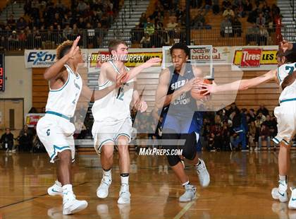 Thumbnail 2 in Sierra Canyon vs. Century (Les Schwab Invitational) photogallery.