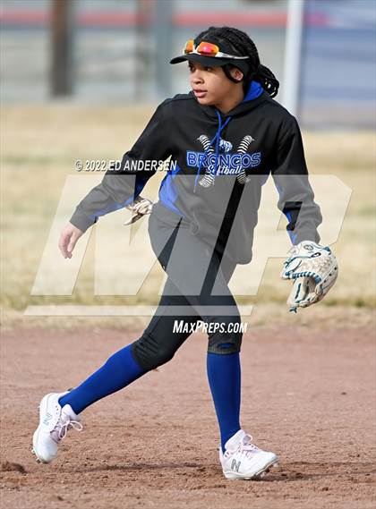 Thumbnail 3 in Bishop Union vs. Yerington (Yerington Tournament) photogallery.