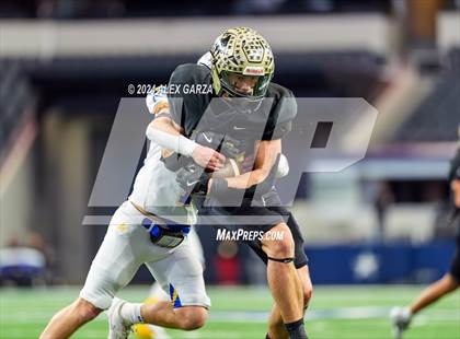 Thumbnail 3 in Oakwood @ Jayton (UIL 1A Division II Football Final) photogallery.