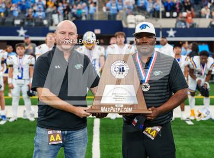 Thumbnail 2 in Oakwood @ Jayton (UIL 1A Division II Football Final) photogallery.