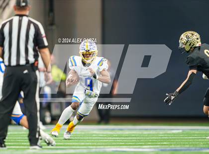 Thumbnail 2 in Oakwood @ Jayton (UIL 1A Division II Football Final) photogallery.