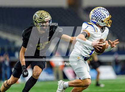 Thumbnail 3 in Oakwood @ Jayton (UIL 1A Division II Football Final) photogallery.
