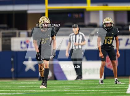 Thumbnail 1 in Oakwood @ Jayton (UIL 1A Division II Football Final) photogallery.