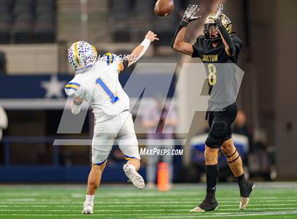 Thumbnail 2 in Oakwood @ Jayton (UIL 1A Division II Football Final) photogallery.
