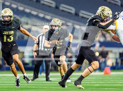 Thumbnail 2 in Oakwood @ Jayton (UIL 1A Division II Football Final) photogallery.