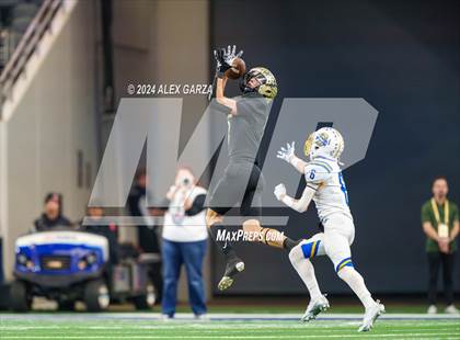 Thumbnail 2 in Oakwood @ Jayton (UIL 1A Division II Football Final) photogallery.