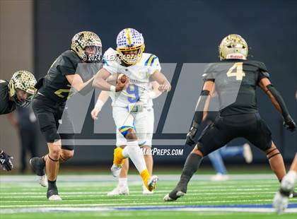 Thumbnail 1 in Oakwood @ Jayton (UIL 1A Division II Football Final) photogallery.