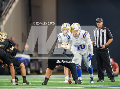 Thumbnail 1 in Oakwood @ Jayton (UIL 1A Division II Football Final) photogallery.