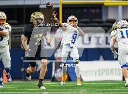 Thumbnail 3 in Oakwood @ Jayton (UIL 1A Division II Football Final) photogallery.
