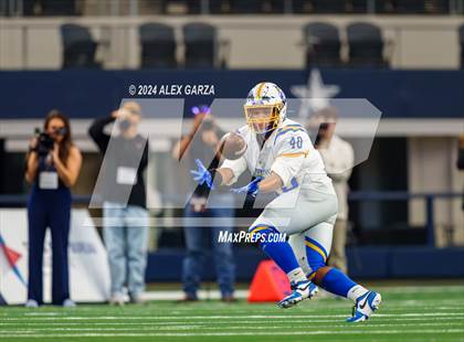 Thumbnail 3 in Oakwood @ Jayton (UIL 1A Division II Football Final) photogallery.