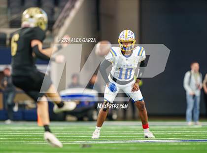 Thumbnail 3 in Oakwood @ Jayton (UIL 1A Division II Football Final) photogallery.