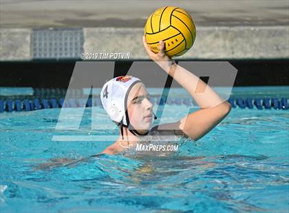 Thumbnail 1 in Trabuco Hills vs. Mission Viejo (CIF SS D5 Final) photogallery.