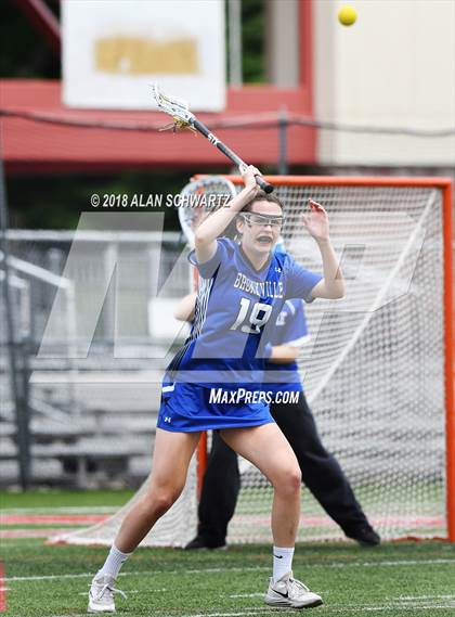 Thumbnail 2 in Mattituck-Southold vs. Bronxville (NYSPHSAA Class D Final) photogallery.