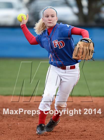Thumbnail 2 in JV: Cane Bay @ Fort Dorchester photogallery.