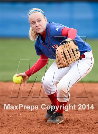 Thumbnail 3 in JV: Cane Bay @ Fort Dorchester photogallery.