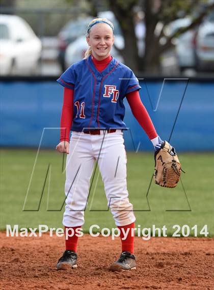 Thumbnail 2 in JV: Cane Bay @ Fort Dorchester photogallery.