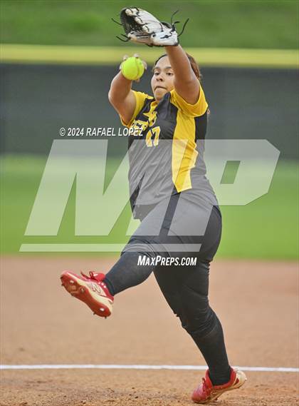 Thumbnail 3 in Wisdom @ Galena Park photogallery.