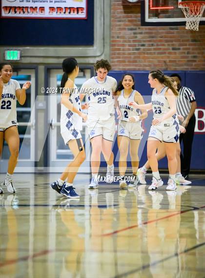 Thumbnail 3 in Woodland Christian vs. Branham photogallery.
