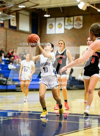 Thumbnail 2 in Woodland Christian vs. Branham photogallery.