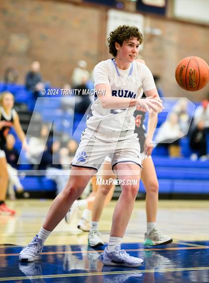 Thumbnail 3 in Woodland Christian vs. Branham photogallery.