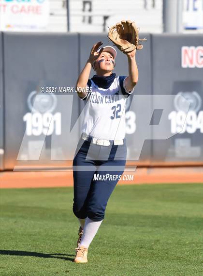 Thumbnail 1 in Willow Canyon vs. Canyon View (AIA 5A Final) photogallery.