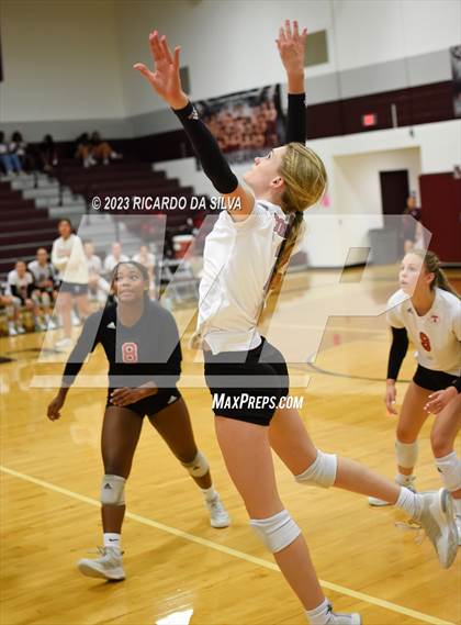 Thumbnail 2 in Canyon vs Tomball (KISD/CFISD Tournament) photogallery.