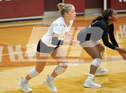Thumbnail 2 in Canyon vs Tomball (KISD/CFISD Tournament) photogallery.