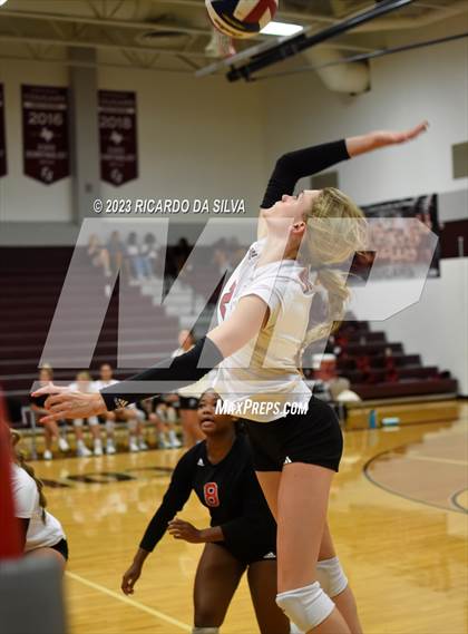 Thumbnail 3 in Canyon vs Tomball (KISD/CFISD Tournament) photogallery.