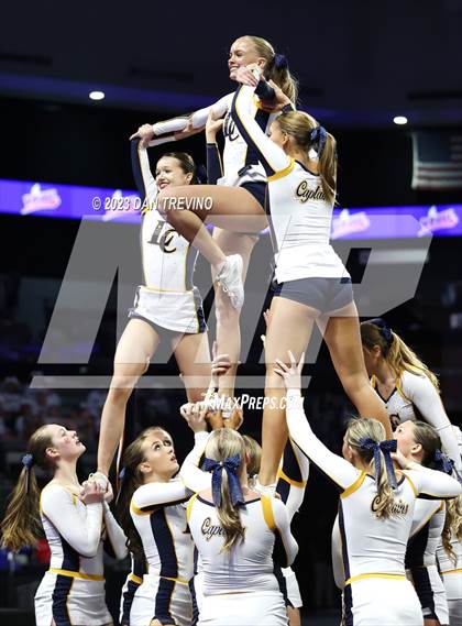 Thumbnail 2 in VHSL State Cheer Competition (Class 4) photogallery.