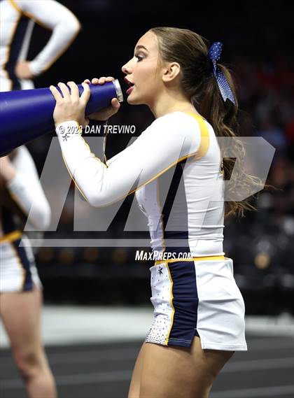 Thumbnail 2 in VHSL State Cheer Competition (Class 4) photogallery.