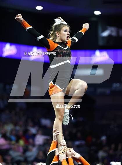 Thumbnail 2 in VHSL State Cheer Competition (Class 4) photogallery.