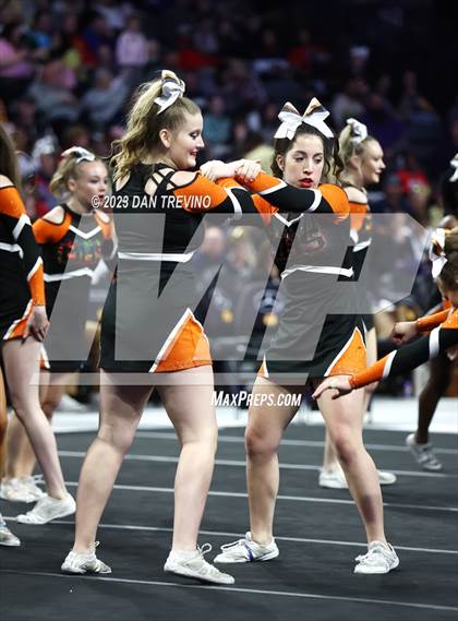 Thumbnail 3 in VHSL State Cheer Competition (Class 4) photogallery.