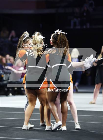 Thumbnail 3 in VHSL State Cheer Competition (Class 4) photogallery.