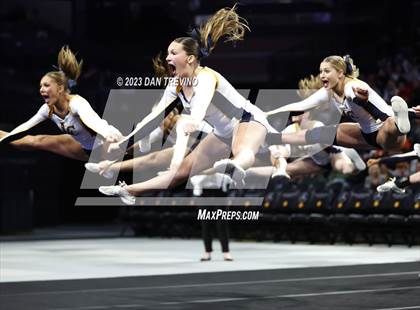 Thumbnail 3 in VHSL State Cheer Competition (Class 4) photogallery.